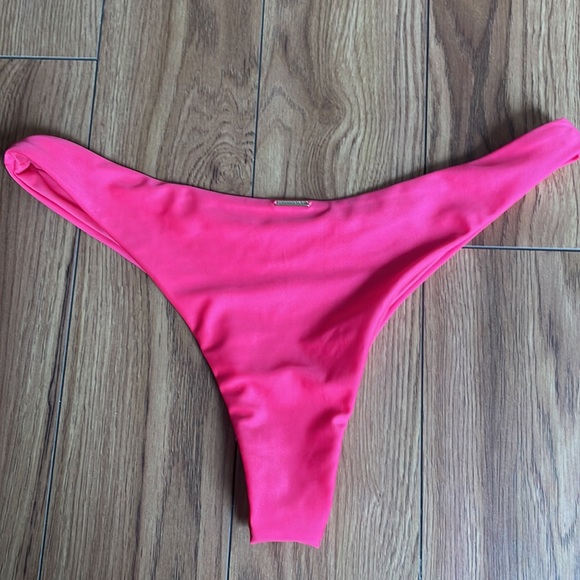 Relleciga Swim Bottoms - Picture 3 of 4